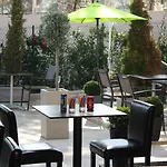 Miramar- Cap D'antibes - La Garoupe فندق أنتيب