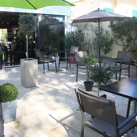 Miramar- Cap D'antibes - La Garoupe Hotell 3*