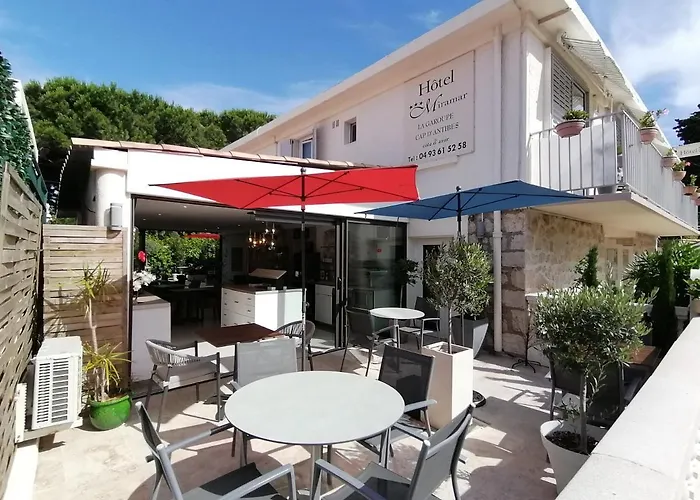 ホテル Miramar- Cap D'antibes - La Garoupe 3*