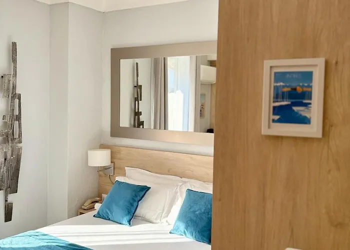 Miramar- Cap D'antibes - La Garoupe ホテル