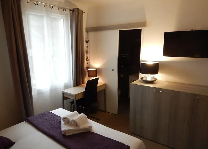 Miramar- Cap D'antibes - La Garoupe מלון