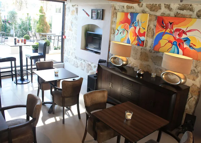 Miramar- Cap D'antibes - La Garoupe אנטיב