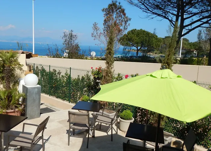 Miramar- Cap D'antibes - La Garoupe 3* אנטיב