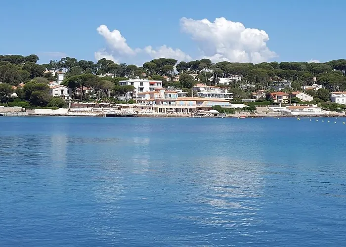 Miramar- Cap D'antibes - La Garoupe Готель 3*